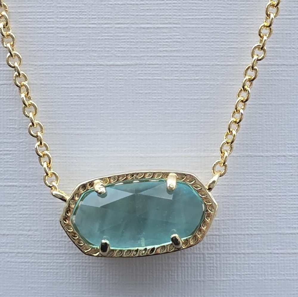 Kendra Scott Elisa Pendant Necklace - Picture 2 of 4